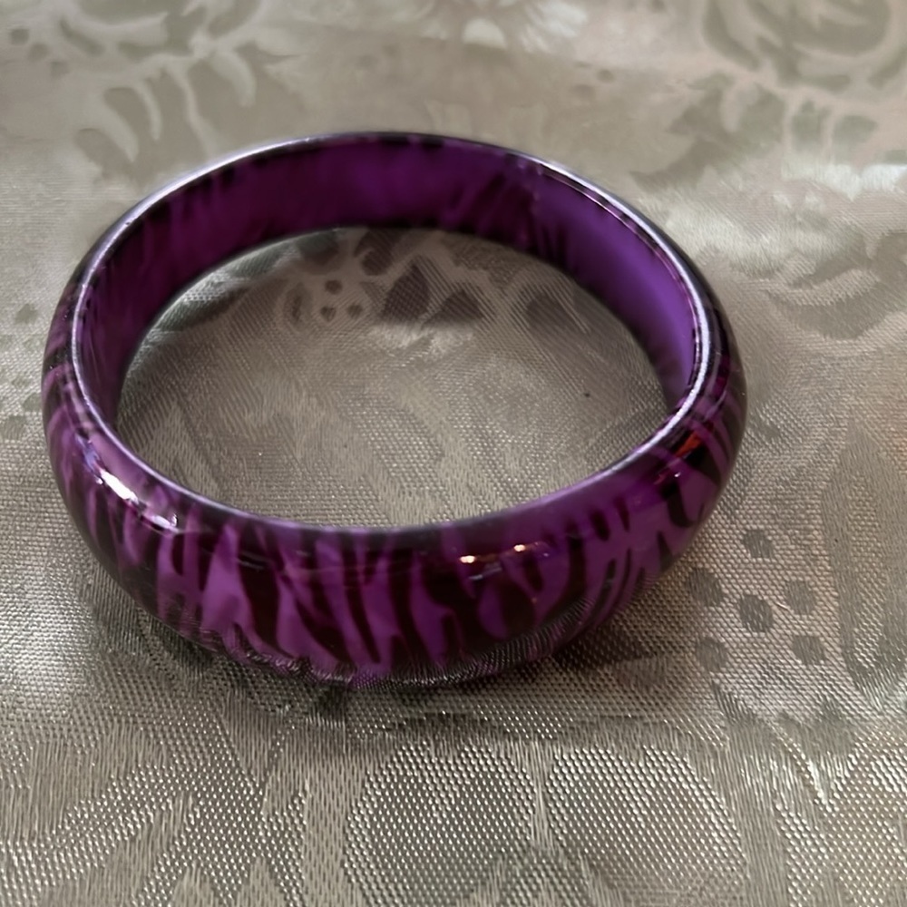 Animal Print Acrylic Bracelets Set of 4 - Picture 5 of 5